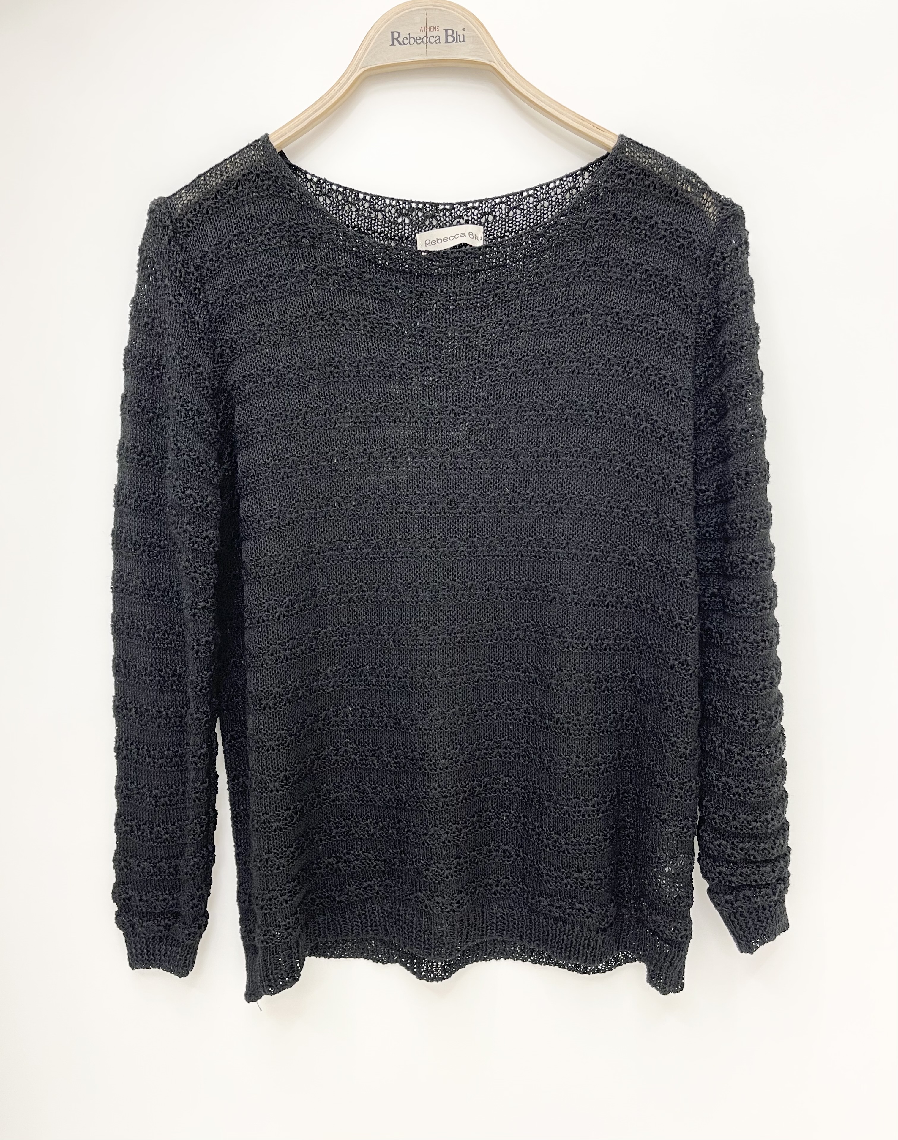 BLACK KNIT T-SHIRT